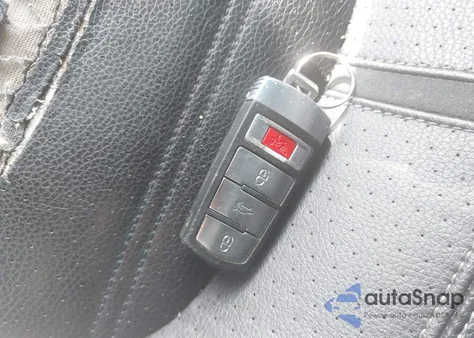 2012 Volkswagen Cc Lux Limited z USA, uszkodzony, nr VIN WVWHN7AN6CE508830